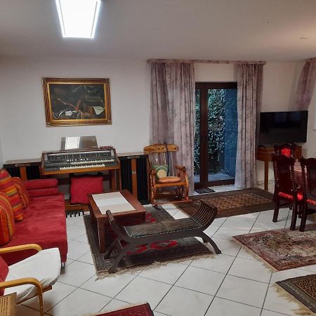 Souterrain Wohnung In Bensheim Bagian luar foto